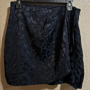 NWOT Express Navy leopard print wrap asymmetrical skirt sz 8